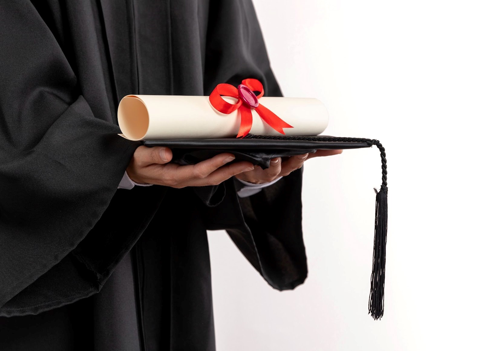 Ijazah Ditahan Pengusaha, Apa Boleh Demikian?