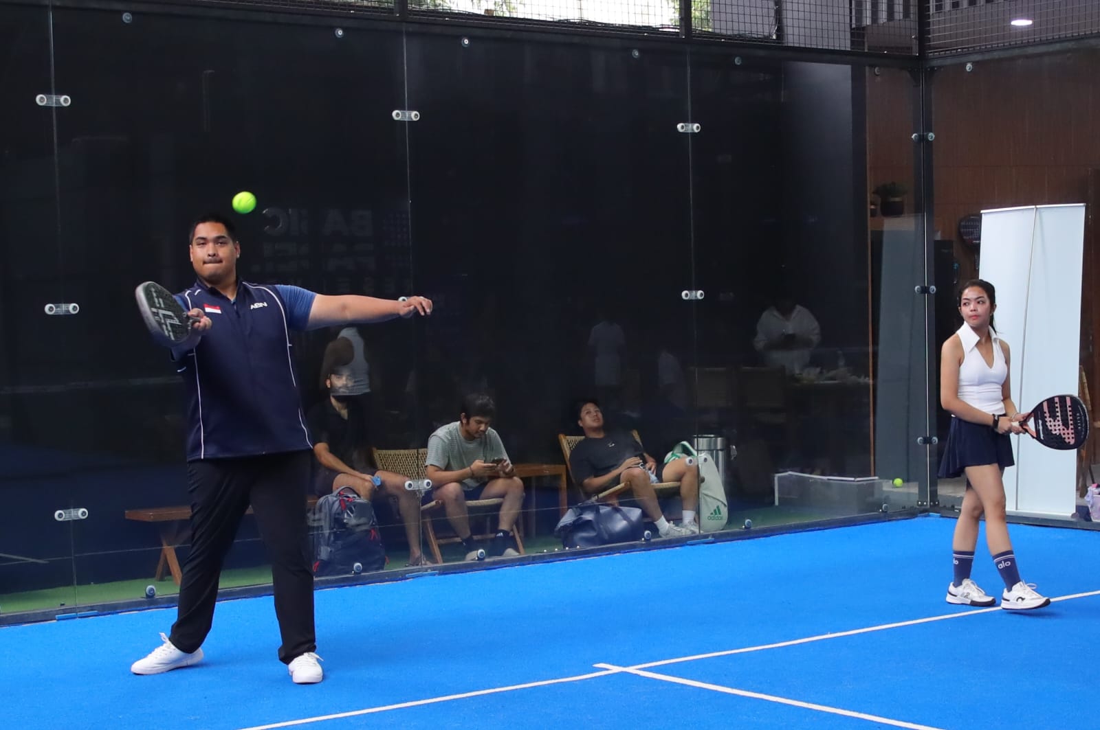 Olahraga Padel Kena Pajak Daerah atau Pusat? Cari Tahu Bedanya di Sini!