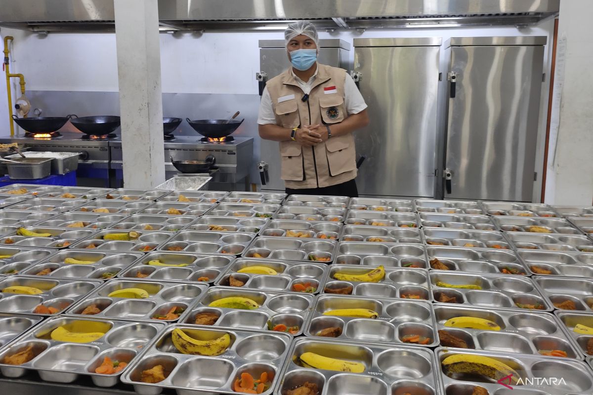 Makan Bergizi atau Beracun? Ratusan Siswa Keracunan MBG, Prabowo Bentuk Tim Khusus di Tengah Kontroversi