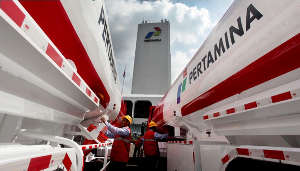 Skema Impor Minyak Satu Pintu Pertamina Pada 2025: Sebuah Kajian Persaingan Usaha Tidak Sehat