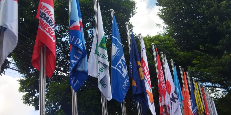 Dana Publik untuk Partai Politik: Transparansi, Akuntabilitas, dan Tantangan Demokrasi