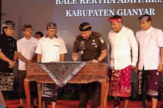 Peresmian Bale Kertha Adhyaksa: Awal Baru Penyelesaian Pidana Berbasis Hukum Adat?